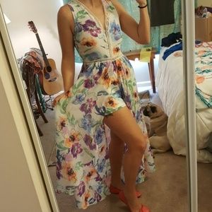 Beautiful Flowy Floral Romper Dress *NWT*
